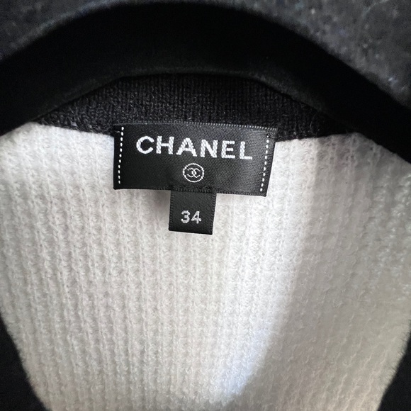 Brandnew condition Chanel sweater - Picture 3 of 8